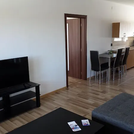 Apartmanovy Pri Zubacke Strba